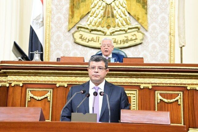 رئيس مجلس النواب يشيد بأداء لجنة الشئون الاقتصادية رئيس مجلس النواب يشيد بأداء لجنة الشئون الاقتصادية