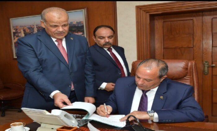محافظ بورسعيد يعتمد نتيجة الشهادة الإعدادية بنسبة نجاح 85% محافظ بورسعيد يعتمد نتيجة الشهادة الإعدادية بنسبة نجاح 85%