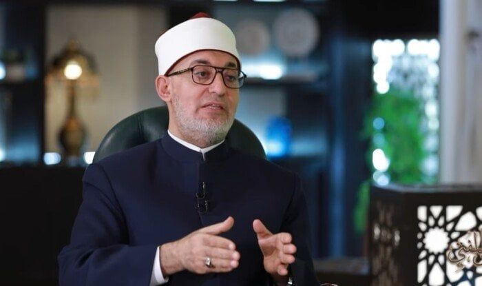المفتي: حين يتحوَّل الخطاب إلى أداة للتحريض والكراهية فإنه يتنكّر لوظيفته الأصيلة في بناء الوعي المفتي: حين يتحوَّل الخطاب إلى أداة للتحريض والكراهية فإنه يتنكّر لوظيفته الأصيلة في بناء الوعي