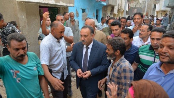 محافظ أسيوط يتابع أعمال التطوير الشاملة للمنازل بمنطقة المصلة بحي غرب محافظ أسيوط يتابع أعمال التطوير الشاملة للمنازل بمنطقة المصلة بحي غرب