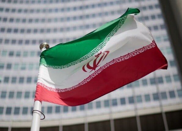 إيران تهدد بإغلاق مضيق هرمز إذا شاركت واشنطن في هجمات إسرائيل إيران تهدد بإغلاق مضيق هرمز إذا شاركت واشنطن في هجمات إسرائيل