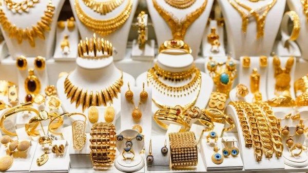 سعر الذهب عيار 21 الآن في مصر وسبائك btc جميع الأوزان الخميس 19 يونيو 2025