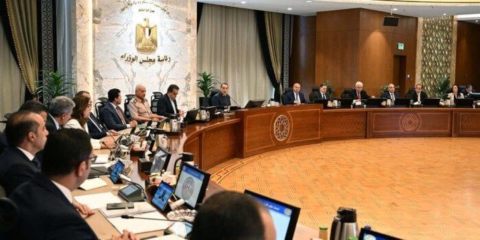 «الوزراء» ينفي طرح وزارة العمل إعلانات وظائف «من المنزل» «الوزراء» ينفي طرح وزارة العمل إعلانات وظائف «من المنزل»