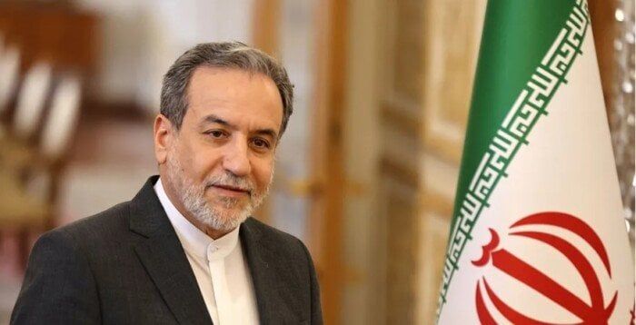 وزير الخارجية الإيراني: سندافع بكل قوتنا عن سيادتنا وسلامة أراضينا وزير الخارجية الإيراني: سندافع بكل قوتنا عن سيادتنا وسلامة أراضينا