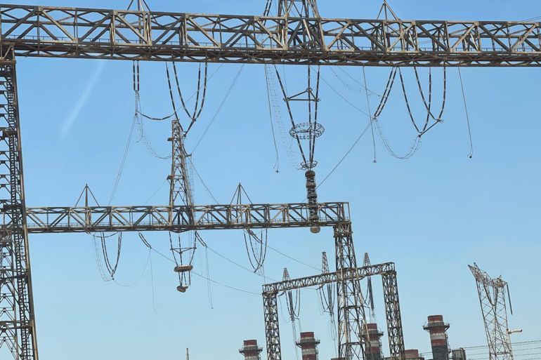 الحكومة المصرية تحث على ترشيد استهلاك الكهرباء في ظل الظروف الاستثنائية الراهنة