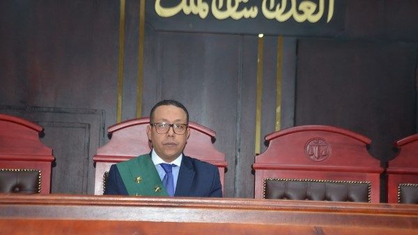 هديك كلب صغير.. الإعــ.دام شنقا لـ ترزي هــ.تـك عرض طـ.فل بالأقصر (فيديو) هديك كلب صغير.. الإعــ.دام شنقا لـ ترزي هــ.تـك عرض طـ.فل بالأقصر (فيديو)