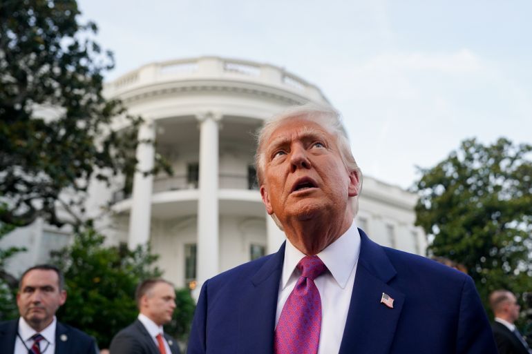epa12172638 US President Donald Trump during the Congressional picnic on the South Lawn of the White House in Washington, DC, USA, 12 June 2025. Senate Republicans seeking to put their mark on the House-passed tax-and-immigration package, are considering raising the state and local tax deduction cap to $30,000, lower than the House’s $40,000 plan. EPA-EFE/ALEXANDER DRAGO / POOL