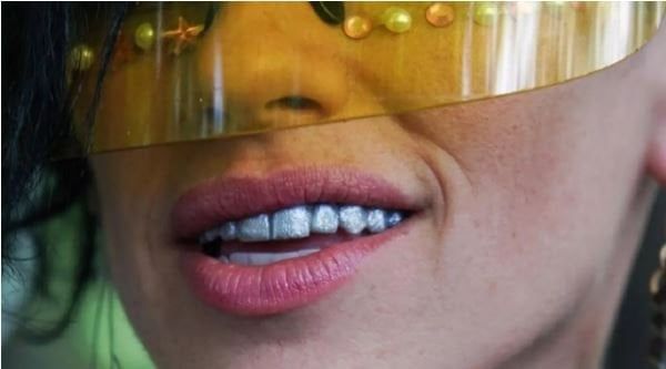 «تشبه الطبيعية تمامًا».. ابتكار تقنية جديدة لزراعة أسنان حية «تشبه الطبيعية تمامًا».. ابتكار تقنية جديدة لزراعة أسنان حية