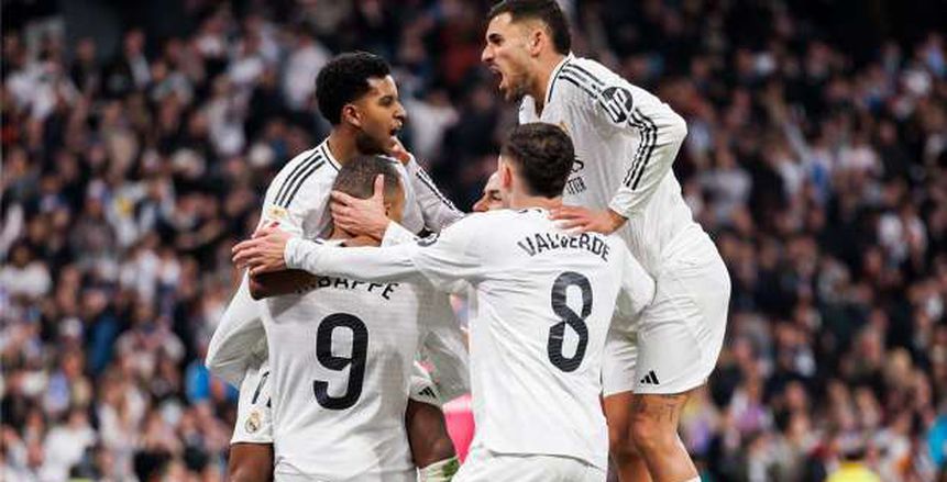 ثلاثي هجومي يقود تشكيل ريال مدريد أمام باتشوكا في كأس العالم للأندية ثلاثي هجومي يقود تشكيل ريال مدريد أمام باتشوكا في كأس العالم للأندية