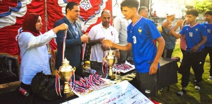 ختام دوري الأندية الصغيرة والأحياء الشعبية بمشاركة 440 فريقًا رياضيًا بأسيوط ختام دوري الأندية الصغيرة والأحياء الشعبية بمشاركة 440 فريقًا رياضيًا بأسيوط