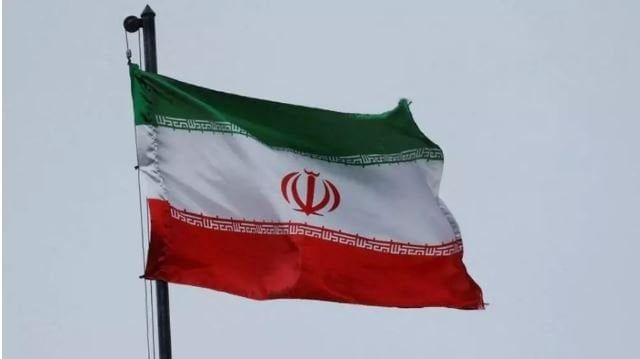 إيران: تم إخلاء المنشآت النووية الـ3 في نطنز وفوردو وأصفهان منذ فترة إيران: تم إخلاء المنشآت النووية الـ3 في نطنز وفوردو وأصفهان منذ فترة