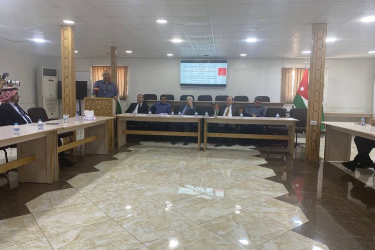 الحملة الوطنية الأردنية لإسقاط اتفاقية الغاز مع الكيان الصهيوني عقدت مؤتمراً صحفياً جددت فيه رفضها لاتفاقية الغاز مع الاحتلال .. الجزيرة نت.
