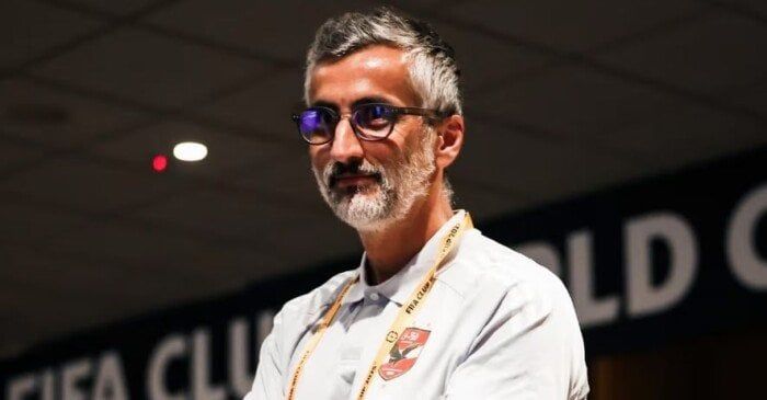 هاني رمزي: ريبيرو لم يقدم عملًا جيدًا مع الأهلي وأتوقع الفوز على بورتو هاني رمزي: ريبيرو لم يقدم عملًا جيدًا مع الأهلي وأتوقع الفوز على بورتو