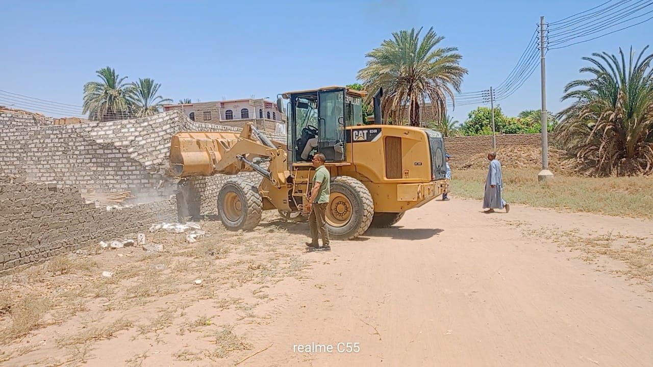 0167555fe3.jpg
