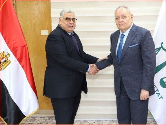 المستشار أحمد عبود يهنئ رئيس مجلس الدولة بمنصبه الجديد المستشار أحمد عبود يهنئ رئيس مجلس الدولة بمنصبه الجديد