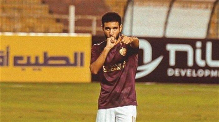 «الفراق يوجع».. أحمد قندوسي يعلن الرحيل عن سيراميكا كليوباترا «الفراق يوجع».. أحمد قندوسي يعلن الرحيل عن سيراميكا كليوباترا