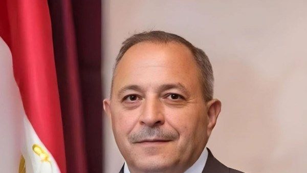 إحالة 4 مسؤلين بمحافظة بورسعيد للتحقيق إحالة 4 مسؤلين بمحافظة بورسعيد للتحقيق