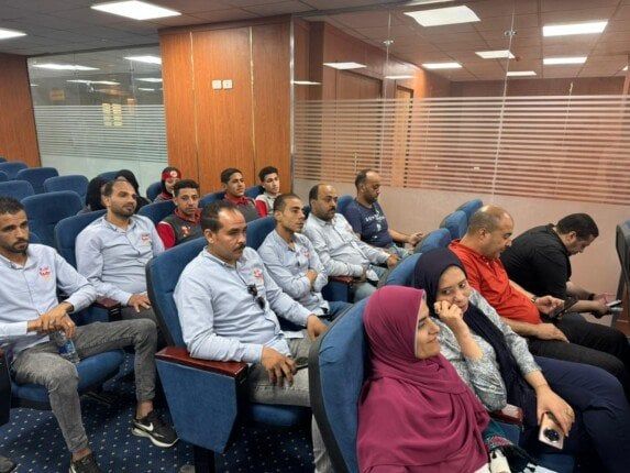 الغرفة التجارية بسوهاج تنظم ندوة تعريفية بالتعاون مع الهيئة القومية لسلامة الغذاء لدعم المنشآت السياحية الغرفة التجارية بسوهاج تنظم ندوة تعريفية بالتعاون مع الهيئة القومية لسلامة الغذاء لدعم المنشآت السياحية