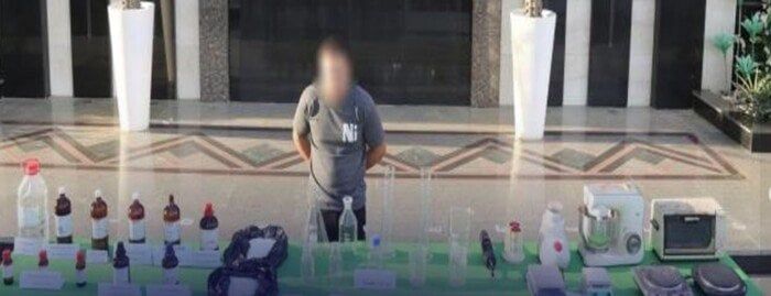 مضبوطات بـ 4 ملايين جنيه.. القبض على المتهم بجلب مواد تصنيع المخدرات بالقليوبية مضبوطات بـ 4 ملايين جنيه.. القبض على المتهم بجلب مواد تصنيع المخدرات بالقليوبية