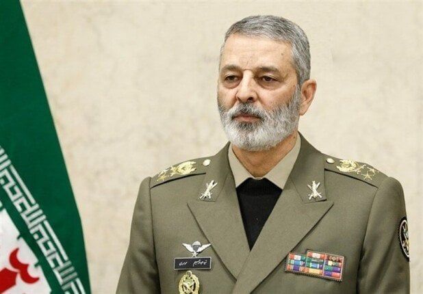 رئيس الأركان الإيراني: قواتنا أوقفت آلة الحرب الإسرائيلية وألحقت بها خسائر فادحة رئيس الأركان الإيراني: قواتنا أوقفت آلة الحرب الإسرائيلية وألحقت بها خسائر فادحة