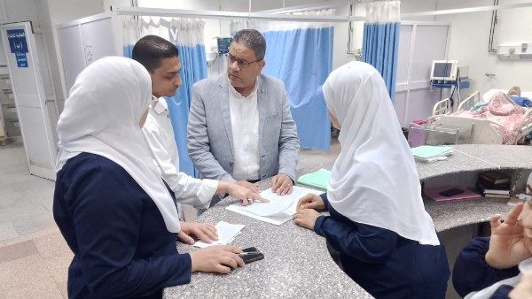وكيل وزارة الصحة بالمنوفية يتابع حالات مصابي حادث الطريق الإقليمي وكيل وزارة الصحة بالمنوفية يتابع حالات مصابي حادث الطريق الإقليمي