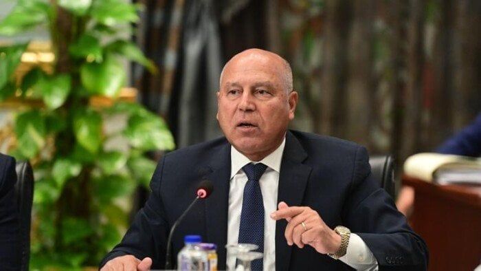 عاجل| كامل الوزير يتوجه لتفقد الطريق الإقليمي بالمنوفية.. وتعزية أسر الضحايا عاجل| كامل الوزير يتوجه لتفقد الطريق الإقليمي بالمنوفية.. وتعزية أسر الضحايا