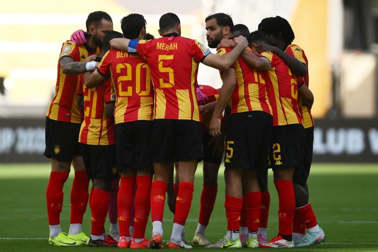 Soccer Football - FIFA Club World Cup - Group D - Los Angeles FC v Esperance Sportive de Tunis - Geodis Park, Nashville, Tennessee, U.S. - June 20, 2025 Esperance Sportive de Tunis players huddle before the start of the second half IMAGN IMAGES via Reuters/Steve Roberts