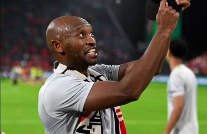 ميدو ولبيب يتدخلان لإقناع شيكابالا بالتراجع عن قرار الاعتزال ميدو ولبيب يتدخلان لإقناع شيكابالا بالتراجع عن قرار الاعتزال