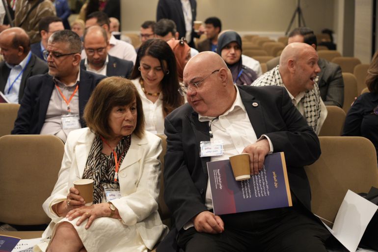 جانب من مؤتمر الجالية العربية الأول في بريطانيا