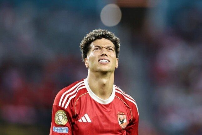الأهلي يكشف آخر تطورات إمام عاشور.. ويعد جماهيره بصفقات جديدة الأهلي يكشف آخر تطورات إمام عاشور.. ويعد جماهيره بصفقات جديدة