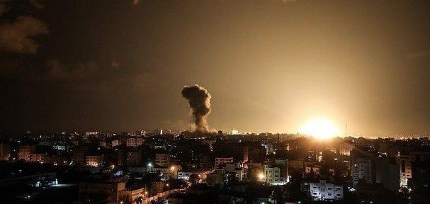 إصابة شخصين في غارة إسرائيلية جنوب لبنان إصابة شخصين في غارة إسرائيلية جنوب لبنان