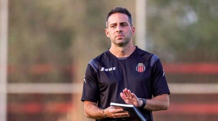 تعرف على موعد وصول مدرب الزمالك الجديد لقيادة التدريبات تعرف على موعد وصول مدرب الزمالك الجديد لقيادة التدريبات