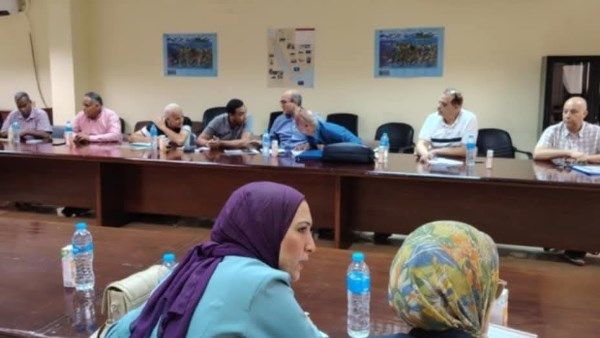 اجتماع بالغردقة لبحث تأثير المخلفات ومحطات المعالجة على الطيور المهاجرة