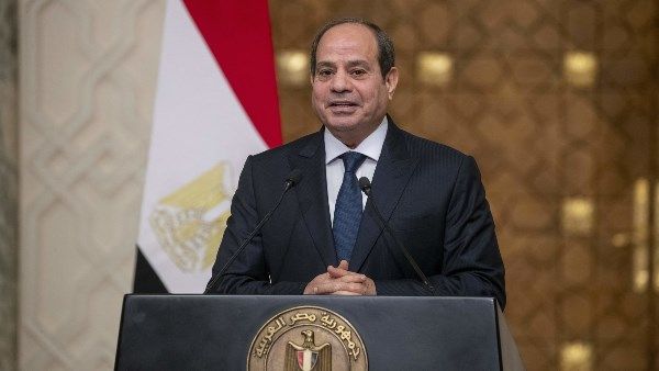 محافظ أسيوط: نسير وفق رؤية الرئيس السيسي في تحقيق تنمية مستدامة للمواطنين محافظ أسيوط: نسير وفق رؤية الرئيس السيسي في تحقيق تنمية مستدامة للمواطنين