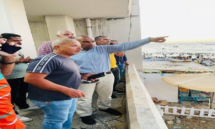 رئيس مصايف الإسكندرية في جولة تفقدية للتأكيد على إخلاء البحر بعد المواعيد الرسمية رئيس مصايف الإسكندرية في جولة تفقدية للتأكيد على إخلاء البحر بعد المواعيد الرسمية