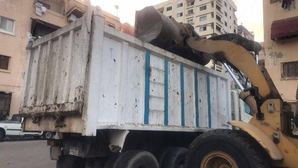 مناخ بورسعيد يواصل حملات النظافة المكثفة بمختلف مناطق الحي مناخ بورسعيد يواصل حملات النظافة المكثفة بمختلف مناطق الحي