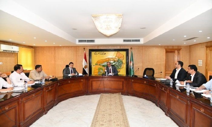 محافظ الفيوم يدفع بعجلة الاستثمار في «بحيرة قارون».. تبسيط الإجراءات وتأكيد الانضباط محافظ الفيوم يدفع بعجلة الاستثمار في «بحيرة قارون».. تبسيط الإجراءات وتأكيد الانضباط