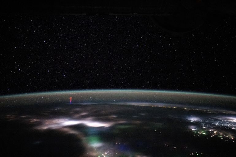 GMT183_21_09_Matthew Dominick_Night Timelapse Indian Ocean to Japan Lightning