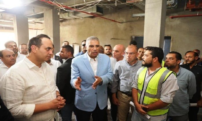 176 سريرًا و6 غرف عمليات.. .محافظ أسوان ورئيس الرعاية الصحية يتابعان تطوير صرح طبي جديد 176 سريرًا و6 غرف عمليات.. .محافظ أسوان ورئيس الرعاية الصحية يتابعان تطوير صرح طبي جديد