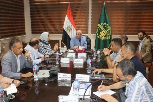 محافظ القليوبية يستعرض مخططًا متكاملًا للمرحلة (د) من ممشى أهل مصر ببنها محافظ القليوبية يستعرض مخططًا متكاملًا للمرحلة (د) من ممشى أهل مصر ببنها