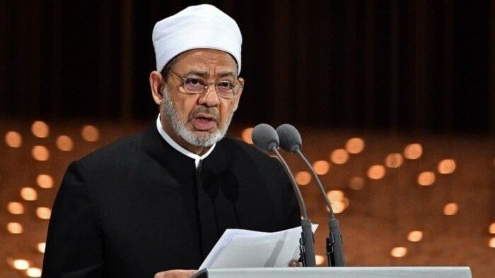 الأزهر: المسجد الأقصى لن يكون لقمة سائغة والحق سيعود لأهله والباطل إلى زوال الأزهر: المسجد الأقصى لن يكون لقمة سائغة والحق سيعود لأهله والباطل إلى زوال