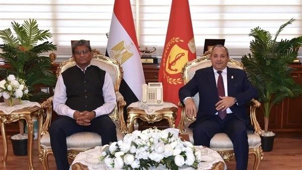 محافظ بورسعيد يستقبل السفير الهندي لبحث سبل التعاون المشترك محافظ بورسعيد يستقبل السفير الهندي لبحث سبل التعاون المشترك