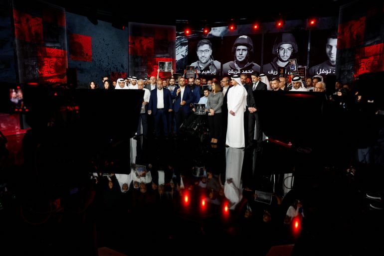 Al Jazeera staff members gather at the network’s studios, to remember their colleagues Anas Al Sharif, Mohammed Qreiqeh, Ibrahim Zaher, Mohammed Noufal and another colleague, who were killed in Gaza City by an Israeli strike, in Doha, Qatar, August 11, 2025. REUTERS/Ibraheem Abu Mustafa