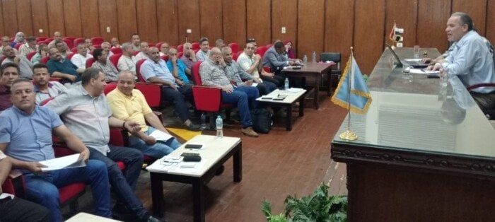 مدير التعليم بأسيوط يستعرض تقارير متابعة جاهزية المدارس للعام الدراسى الجديد «2025 - 2026» مدير التعليم بأسيوط يستعرض تقارير متابعة جاهزية المدارس للعام الدراسى الجديد «2025 - 2026»