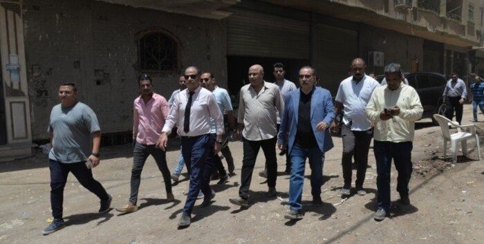 محافظ أسيوط يتفقد إنشاء مدرسة جديدة ويطمئن على مصابي حادث انقلاب أتوبيس محافظ أسيوط يتفقد إنشاء مدرسة جديدة ويطمئن على مصابي حادث انقلاب أتوبيس
