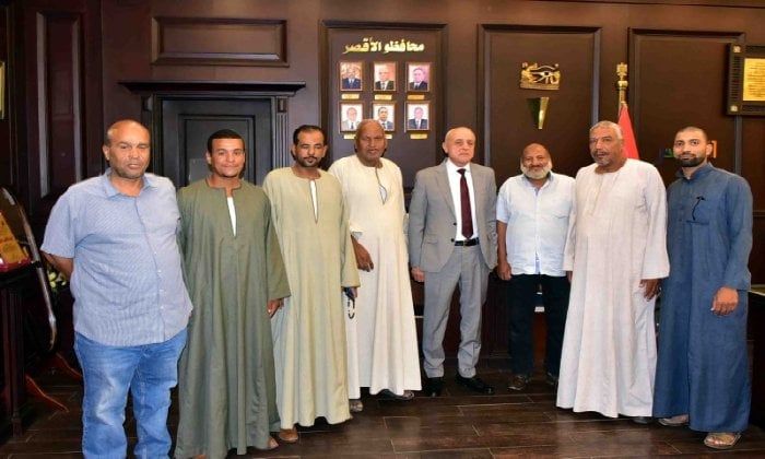 محافظ الأقصر يستقبل وفد أهالي المدامود ويعلن عن زيارة عاجلة للقرية محافظ الأقصر يستقبل وفد أهالي المدامود ويعلن عن زيارة عاجلة للقرية