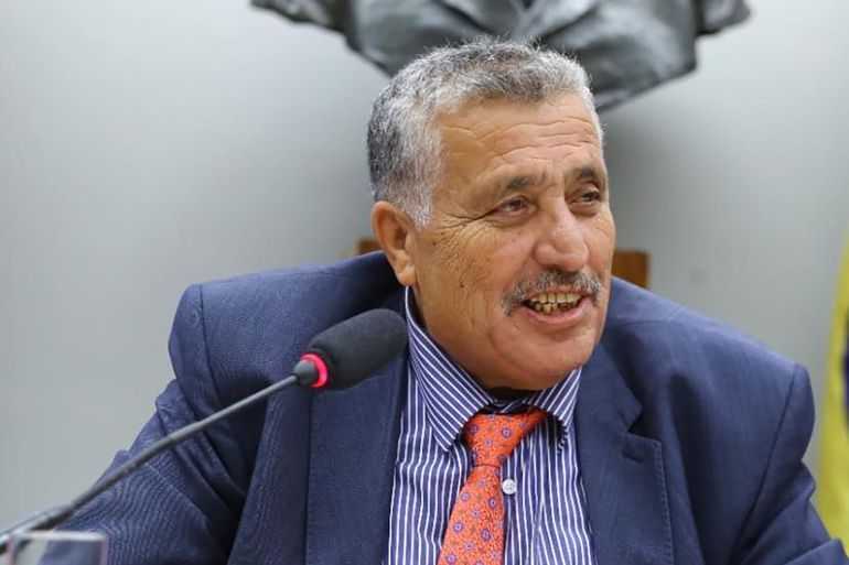 فلسطين-الدكتور حسن خريشة - نائب رئيس المجلس التشريعي سابقا (مواقع التواصل) صفحتة على فيسبوك