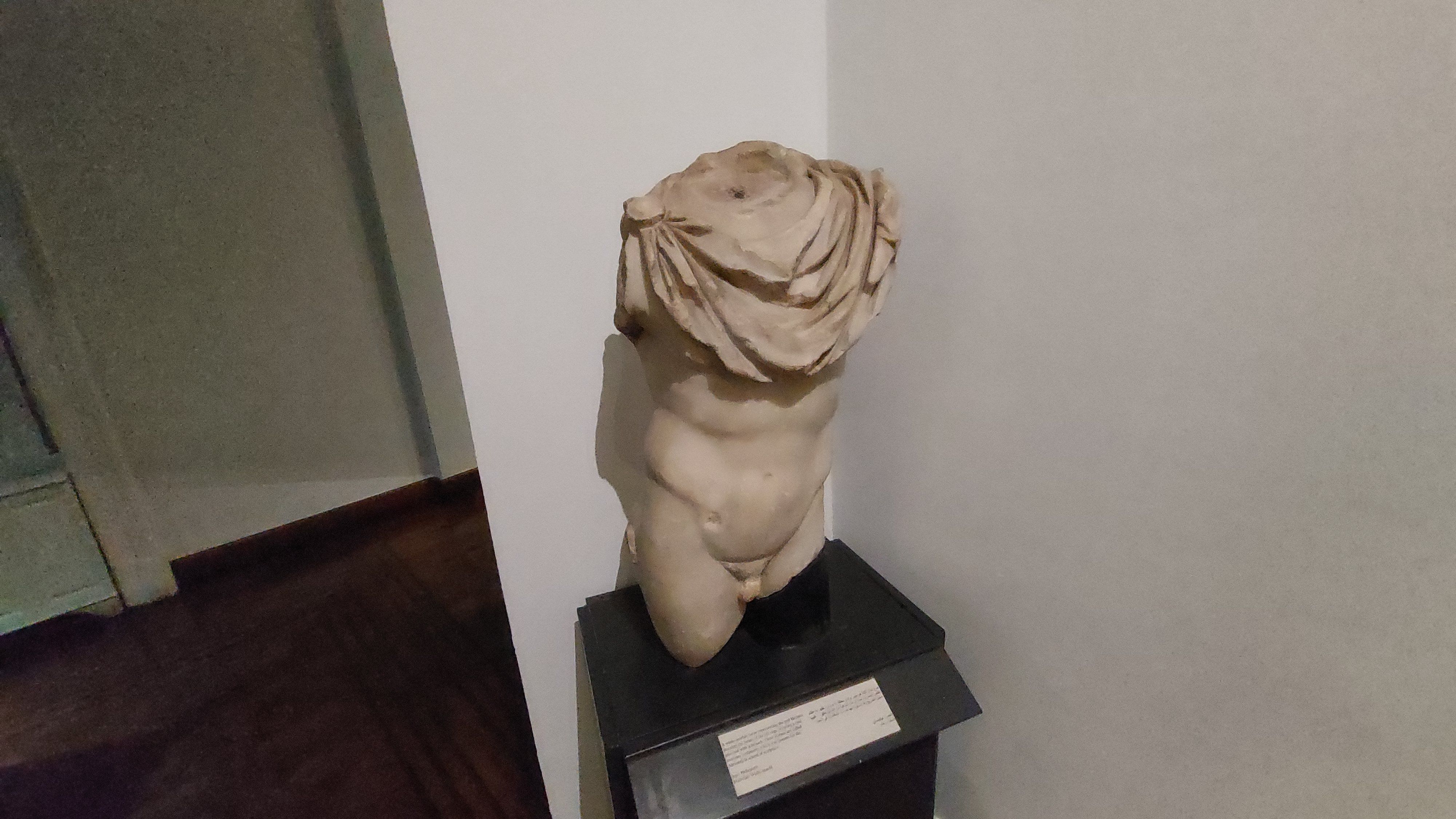 42b011f7b0.jpg