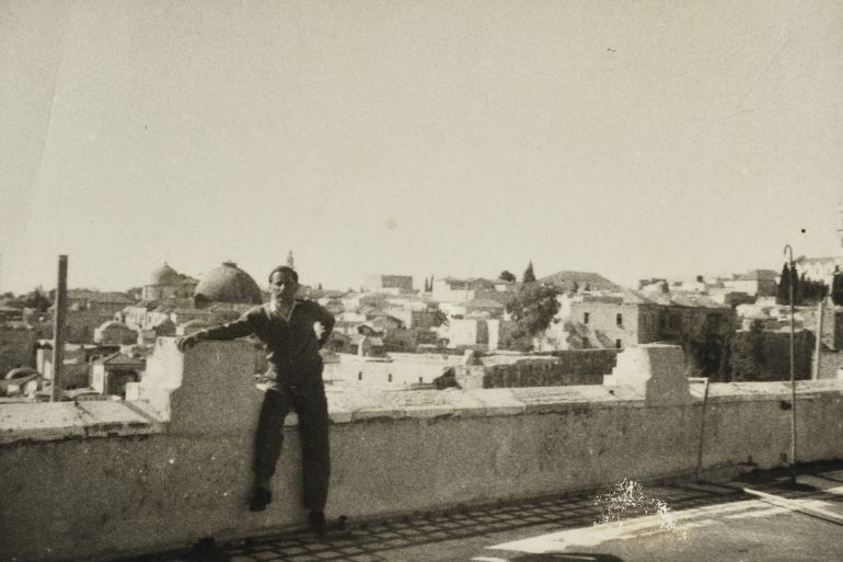 عمير دعنا على أسوار القدس القديمة أرشيف المتحف الفلسطيني الرقمي - palarchive.org
