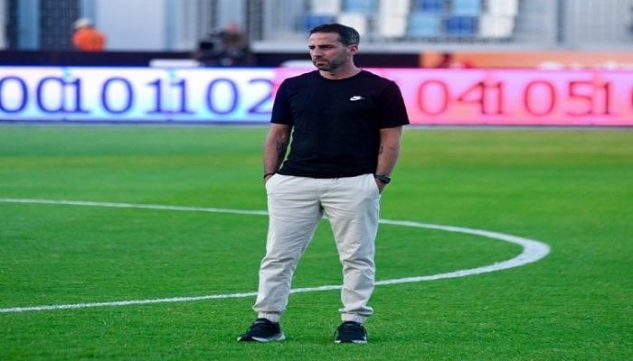 فيريرا يحاضر لاعبي الزمالك ويطالبهم بالفوز على فاركو فيريرا يحاضر لاعبي الزمالك ويطالبهم بالفوز على فاركو